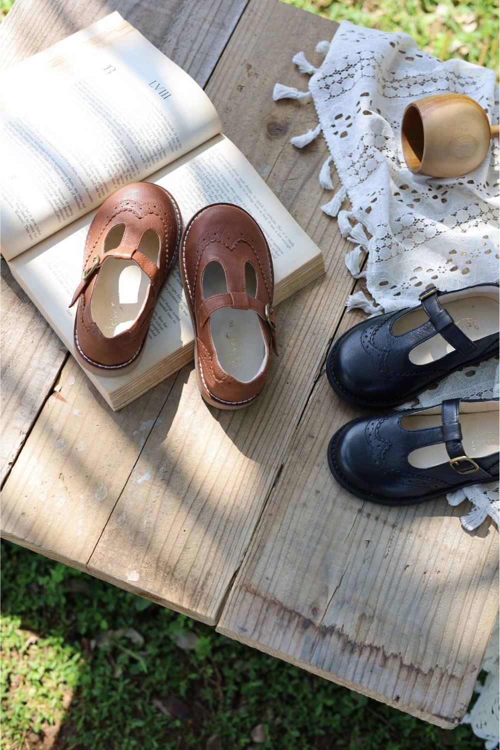 Wingtip T-strap classic pumps 子供用 本革靴 ウィングチップ 普段着